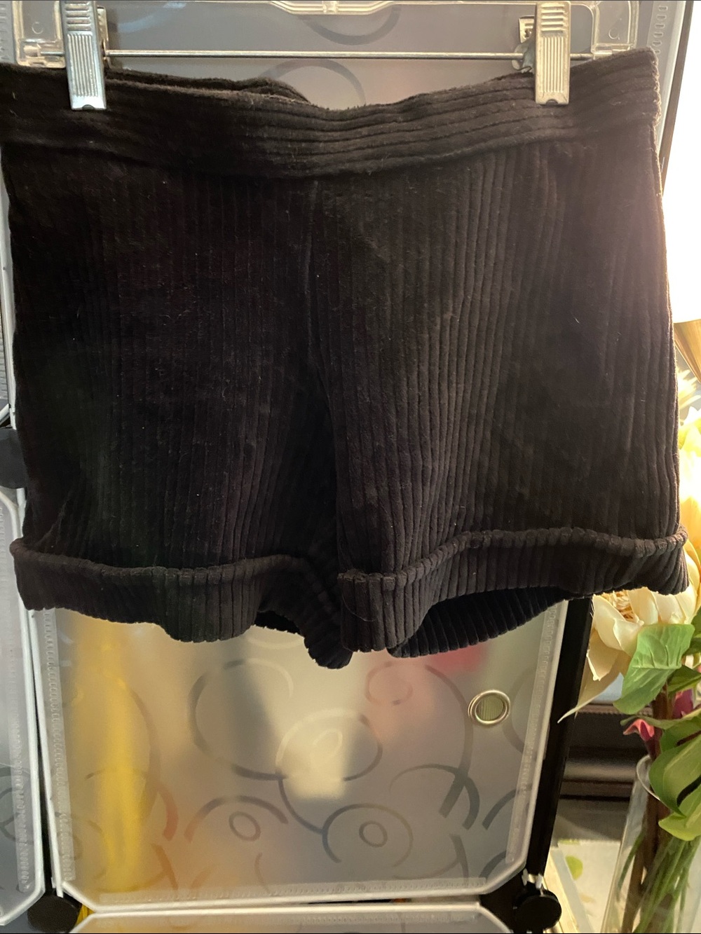 NWOT, HUE Black Corduroy Roll-Hem Shorts